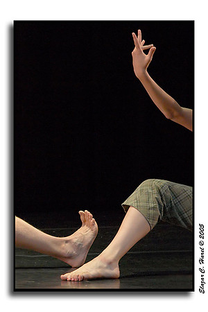 An Arm and Two Legs KG0I0762 (33964389)