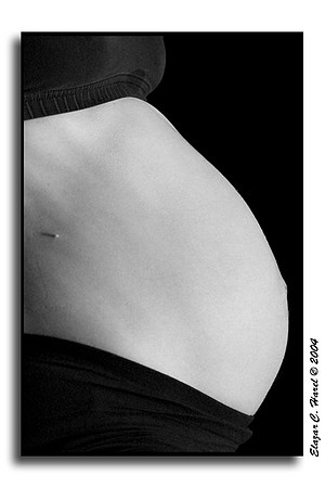 Pregnant Belly KG0I2615bw (35564238)